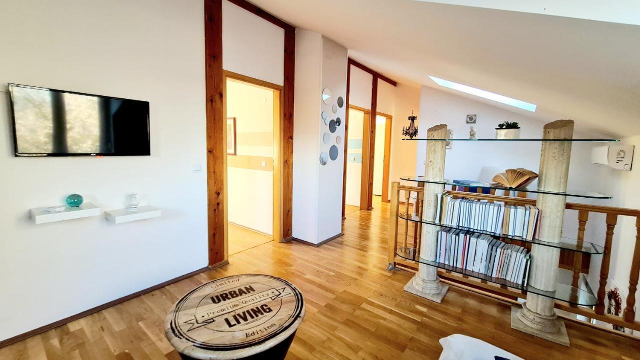 Villa Sunshine Pula Bagian luar foto